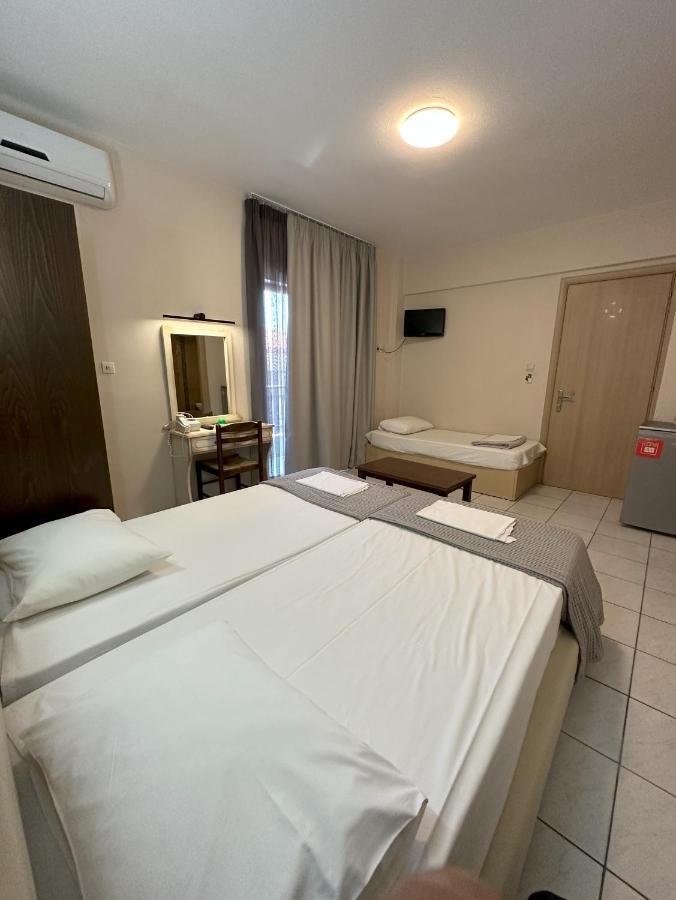 Hotel Afrodite Neoi Poroi Exterior photo